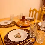 Amarilla Apartment *